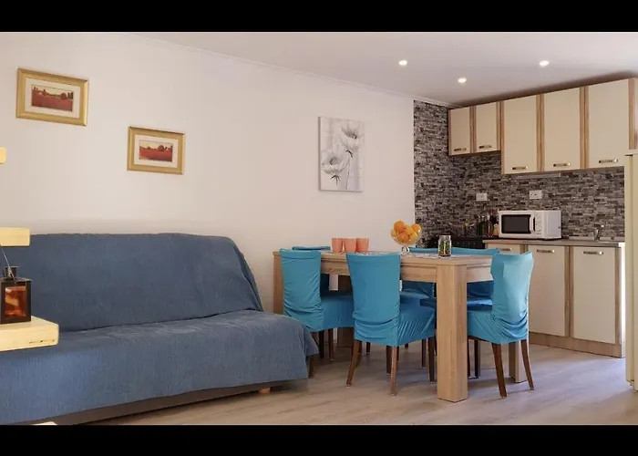 Charming House Lovro * Prožura